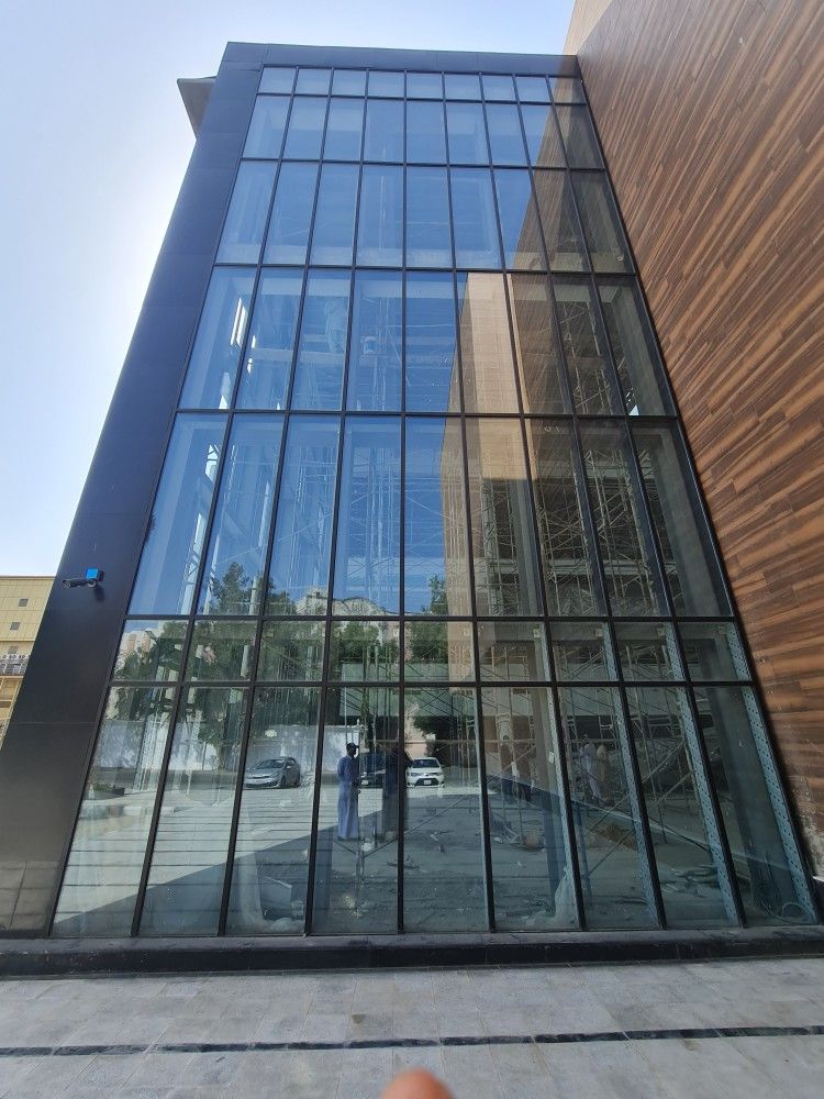 Semi Unitized Glazing